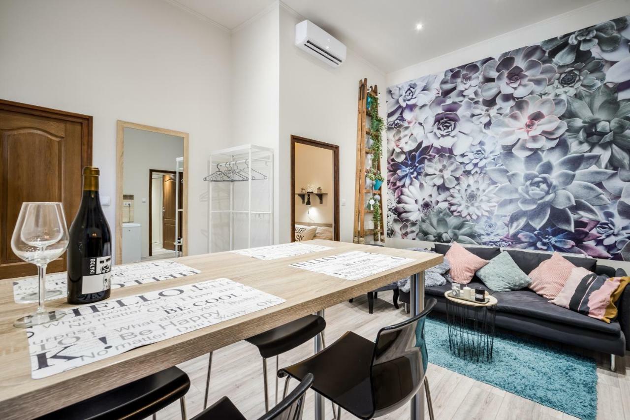Apartamento A9 Houseleek Astoria Budapest Exterior foto