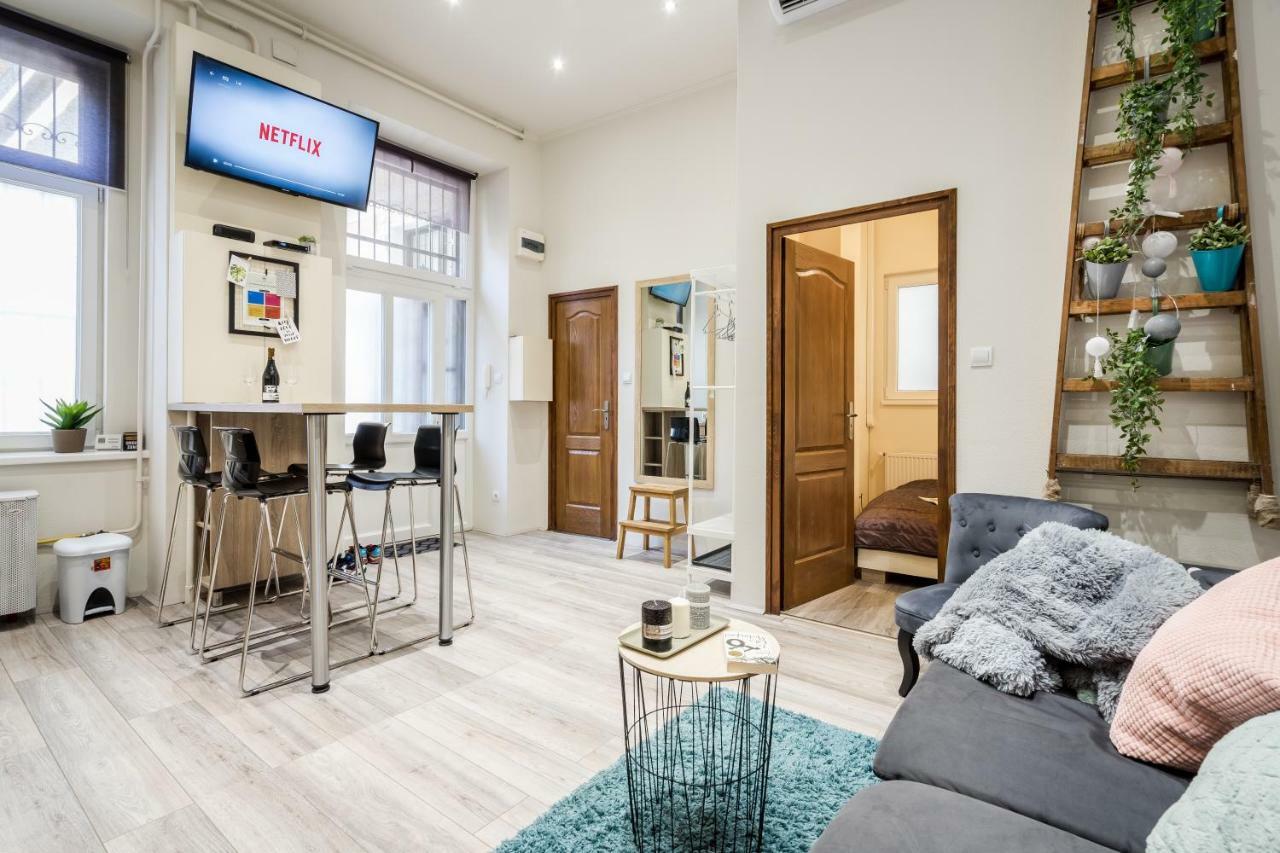 Apartamento A9 Houseleek Astoria Budapest Exterior foto